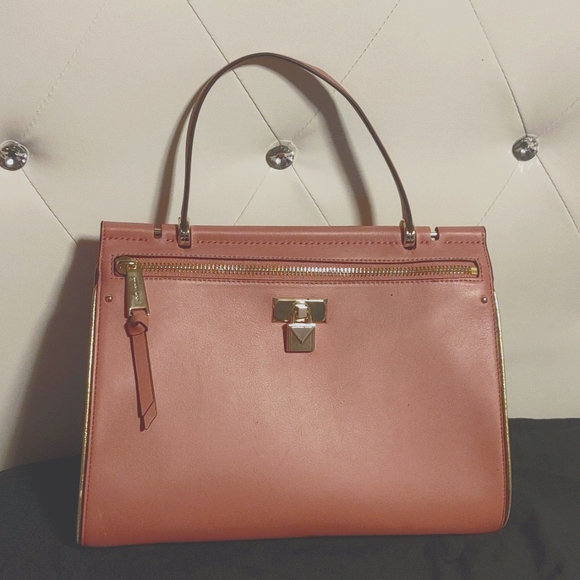 Michael Kors Luxury Pink 👜 - Picture 2 of 7